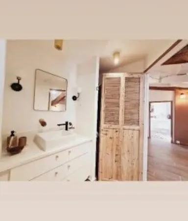 Apartment Avec Terrasse En Centre-ville